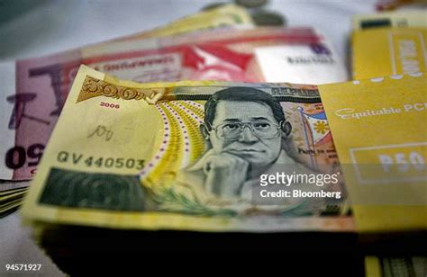 manila philippines currency.